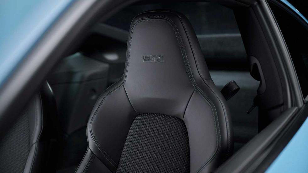 Ντεμπούτο για την πιο ελαφριά Porsche 911 Carrera T